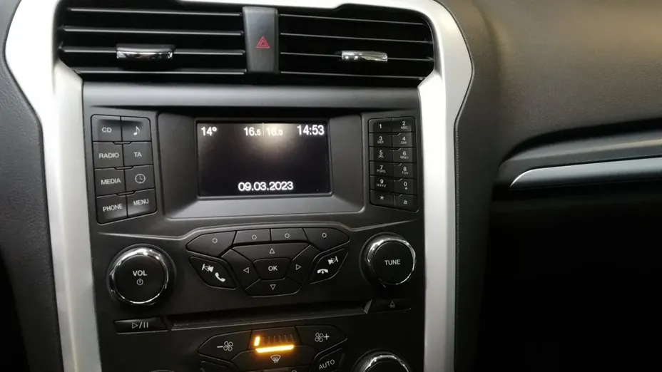 FORD Mondeo -