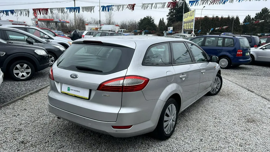 FORD Mondeo -