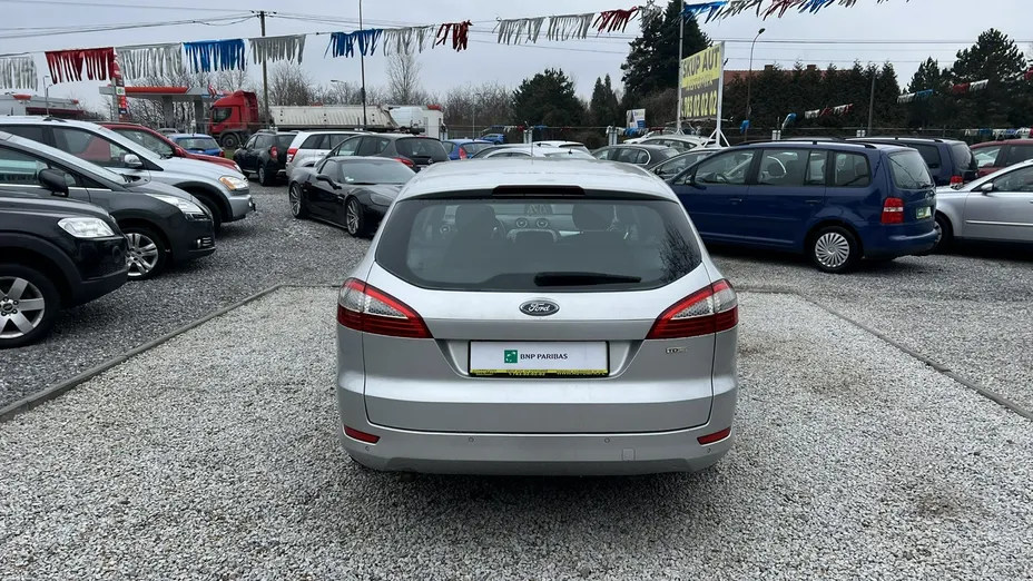 FORD Mondeo -