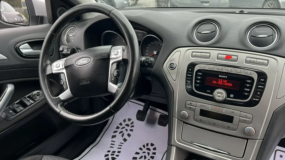 FORD Mondeo -