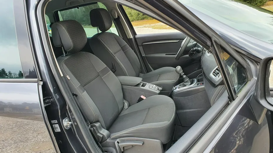 RENAULT Scenic -