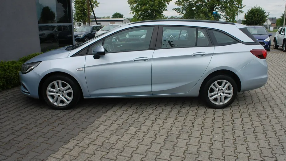 OPEL Astra -