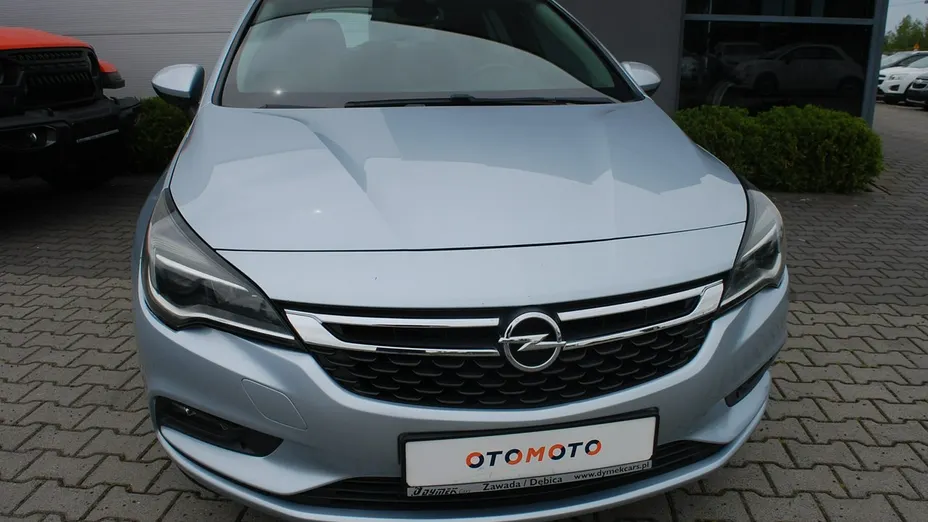 OPEL Astra -