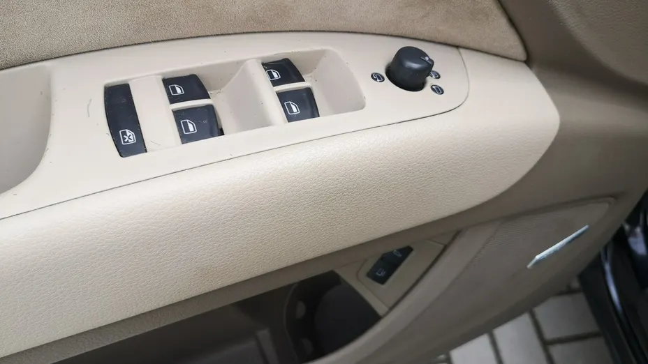 AUDI Q7 -