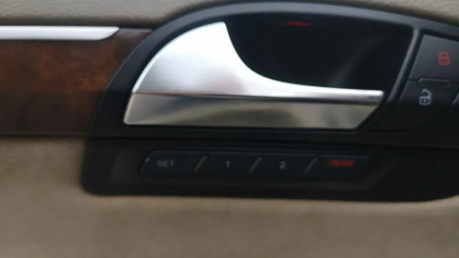 AUDI Q7 -