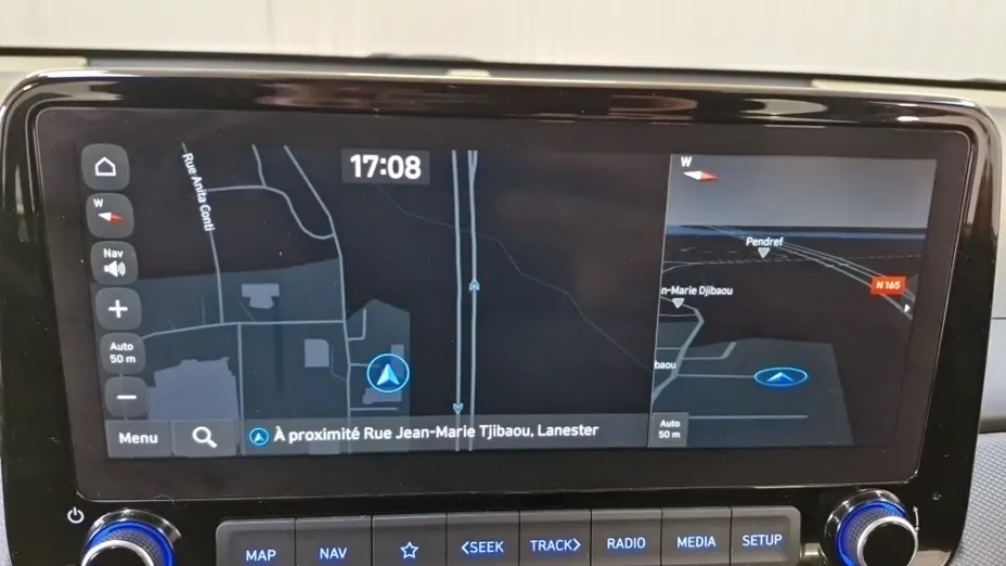 HYUNDAI Kona -