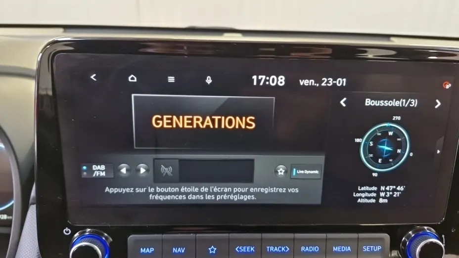 HYUNDAI Kona -