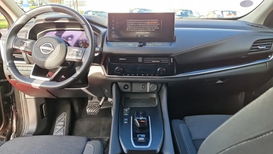 NISSAN Qashqai -