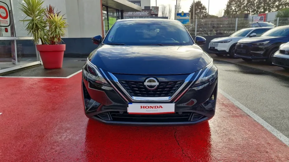 NISSAN Qashqai -