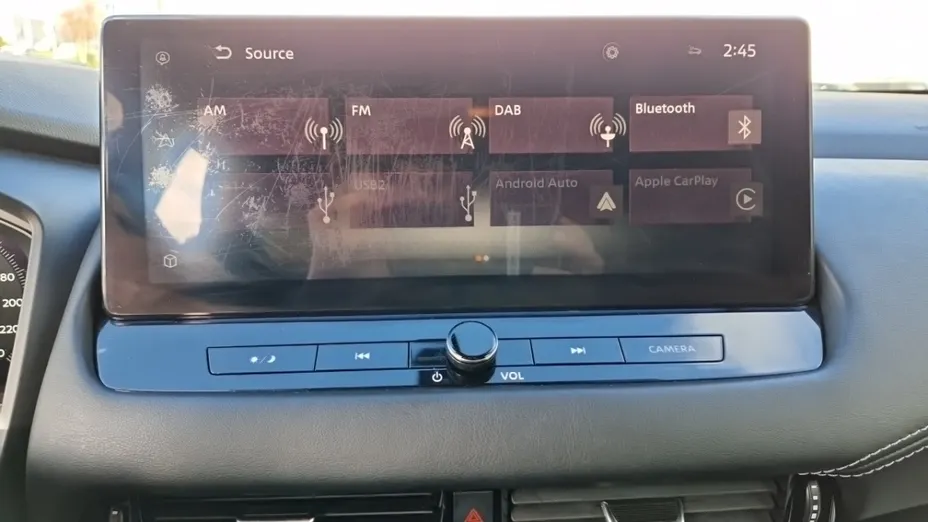 NISSAN Qashqai -