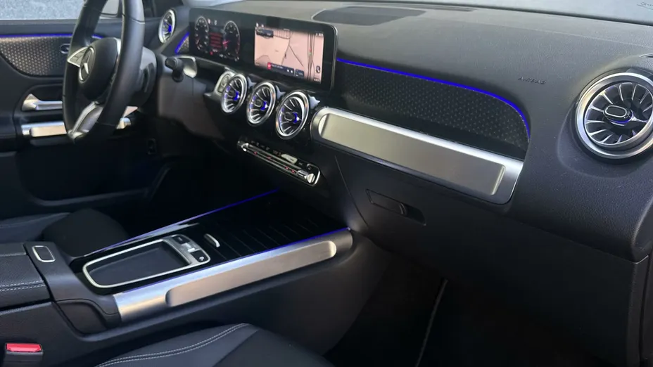 MERCEDES-BENZ GLB GLB 200 mHEV Progressive 7G-DCT