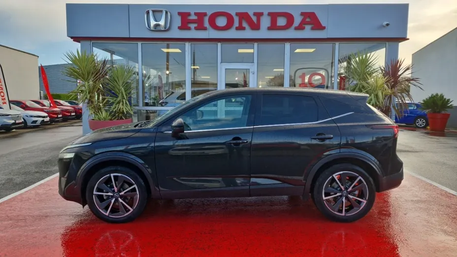 NISSAN Qashqai -