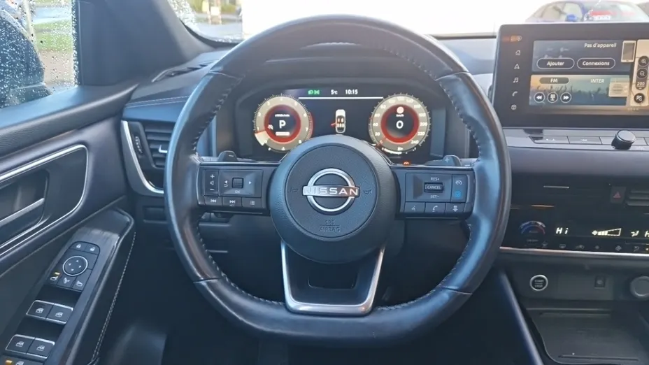 NISSAN Qashqai -