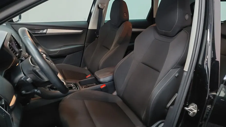 SKODA Karoq -