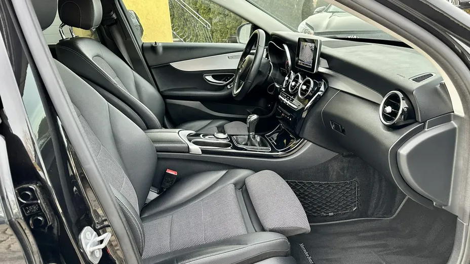 MERCEDES-BENZ C Klasa -