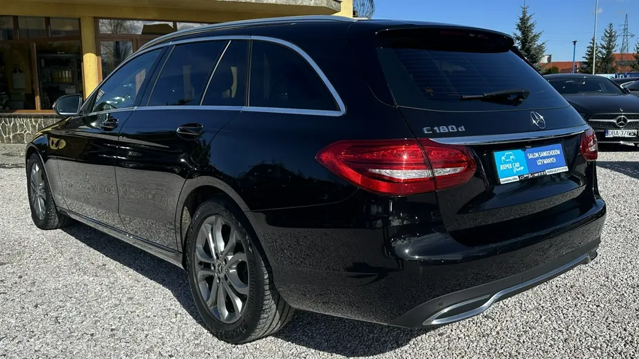 MERCEDES-BENZ C Klasa -