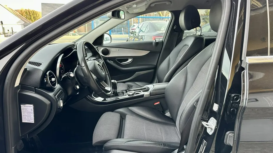 MERCEDES-BENZ C Klasa -