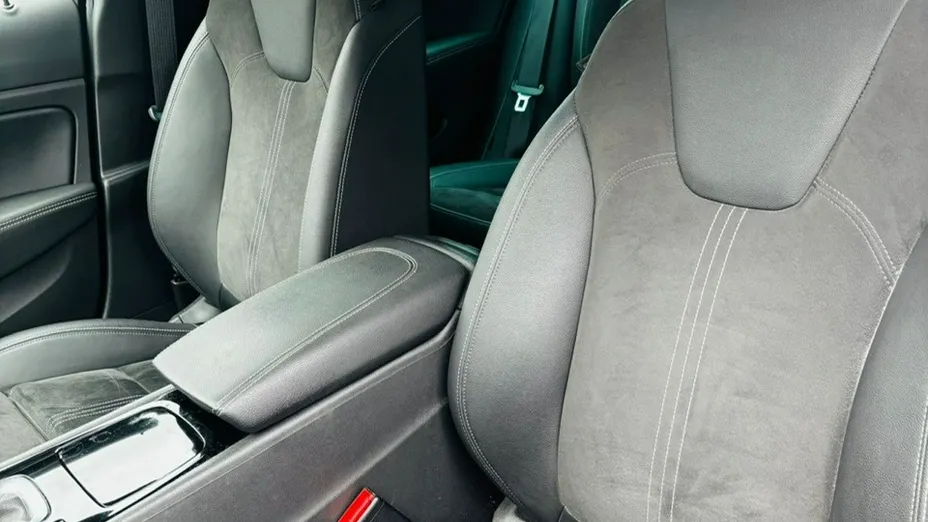 OPEL Insignia -