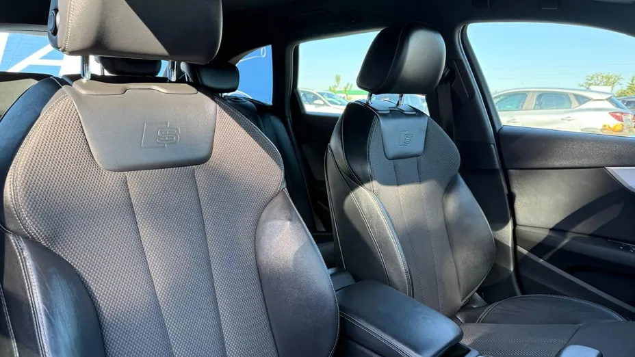 AUDI A4 Avant -