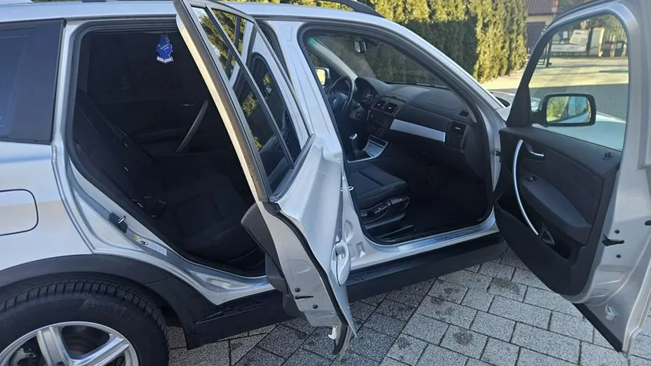 BMW X3 -