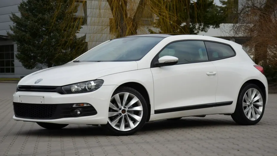 VOLKSWAGEN Scirocco -
