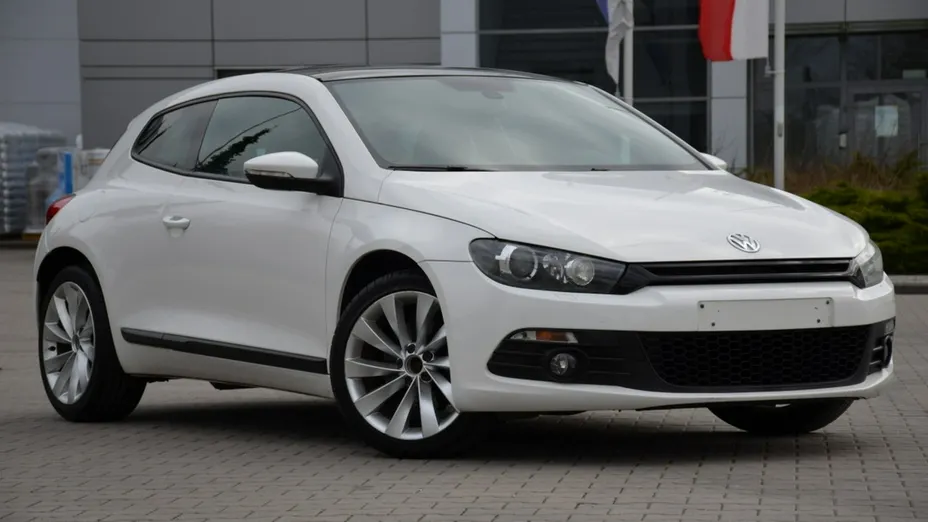 VOLKSWAGEN Scirocco -