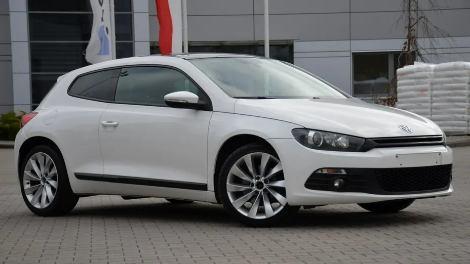 VOLKSWAGEN Scirocco -