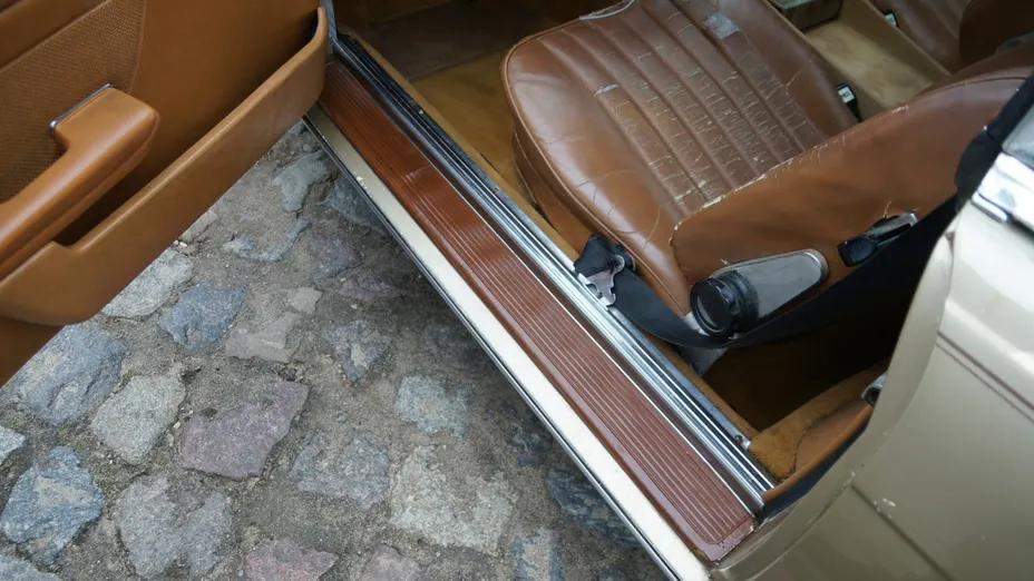 MERCEDES-BENZ SL -