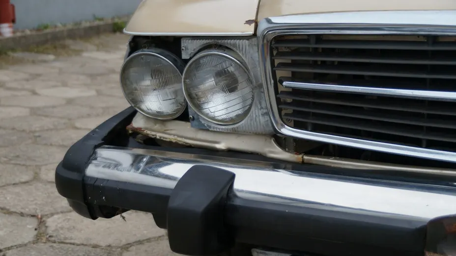 MERCEDES-BENZ SL -