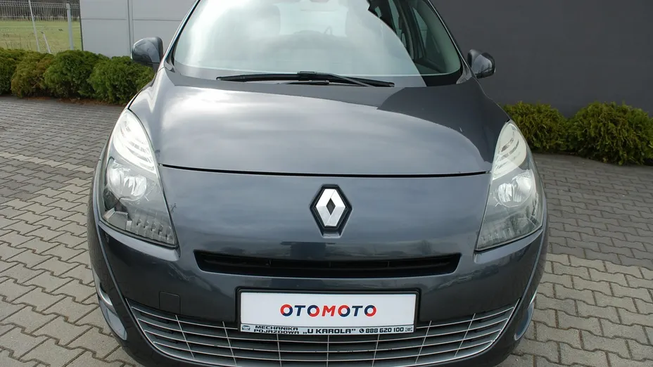 RENAULT Grand Scenic -