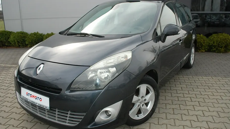 RENAULT Grand Scenic -