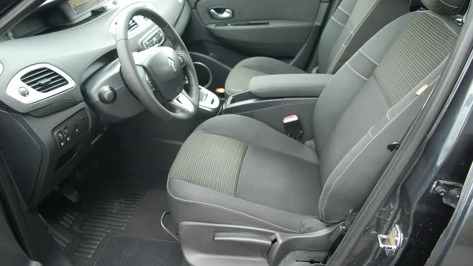 RENAULT Grand Scenic -