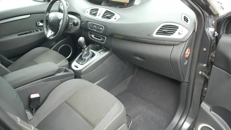 RENAULT Grand Scenic -