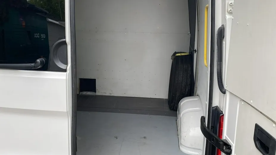 VOLKSWAGEN Crafter -