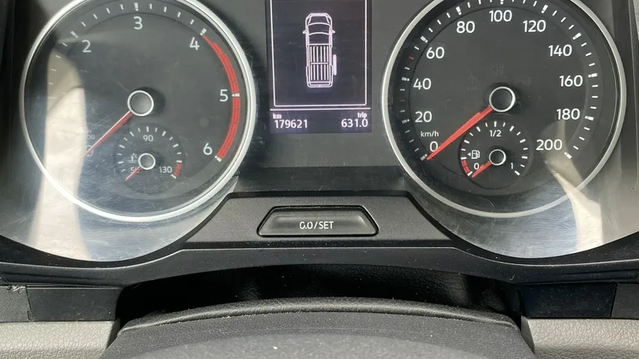 VOLKSWAGEN Crafter -
