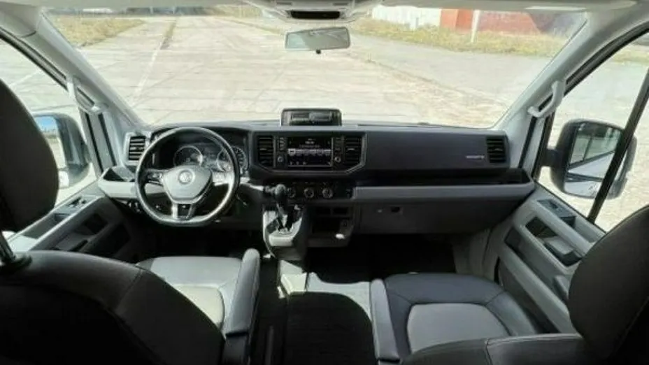 VOLKSWAGEN Crafter -