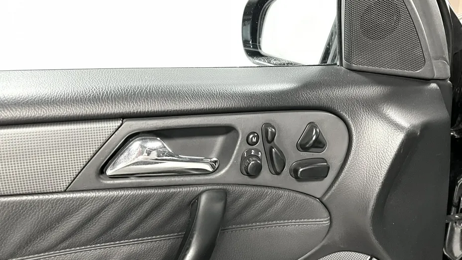 MERCEDES-BENZ C Klasa -