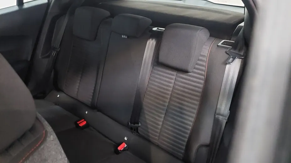 PEUGEOT 2008 -