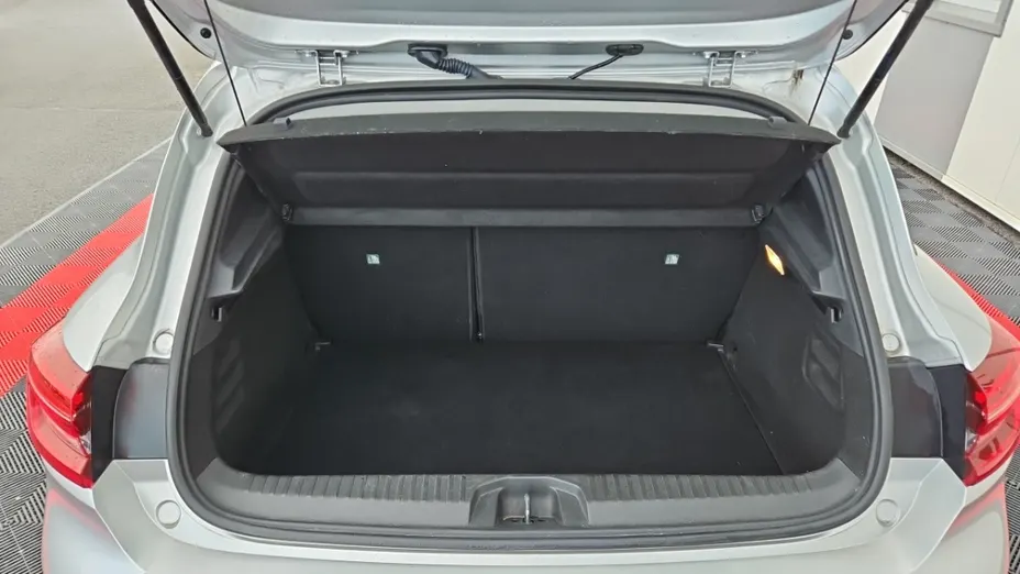 RENAULT Clio -