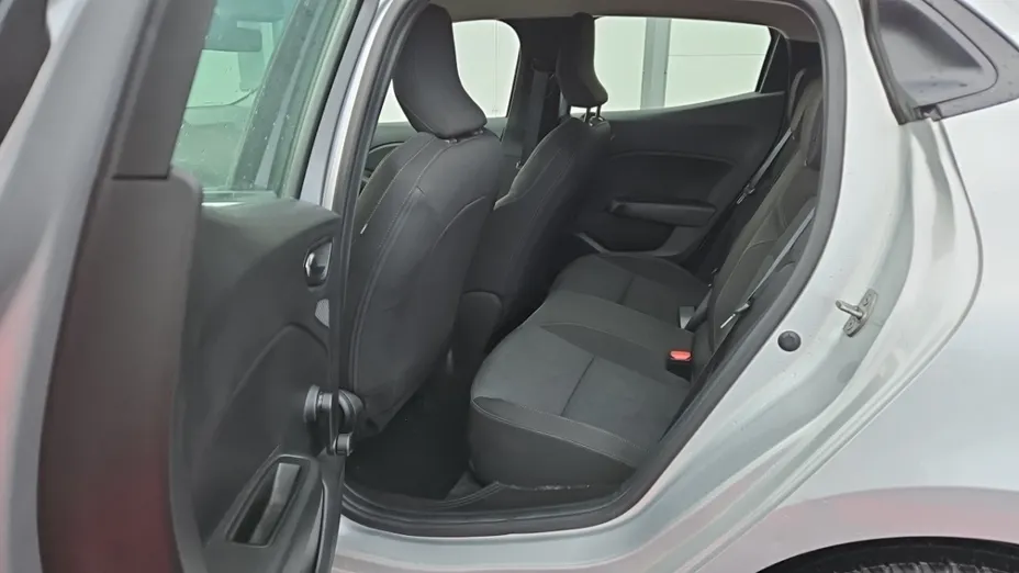 RENAULT Clio -