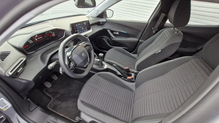 PEUGEOT 2008 -