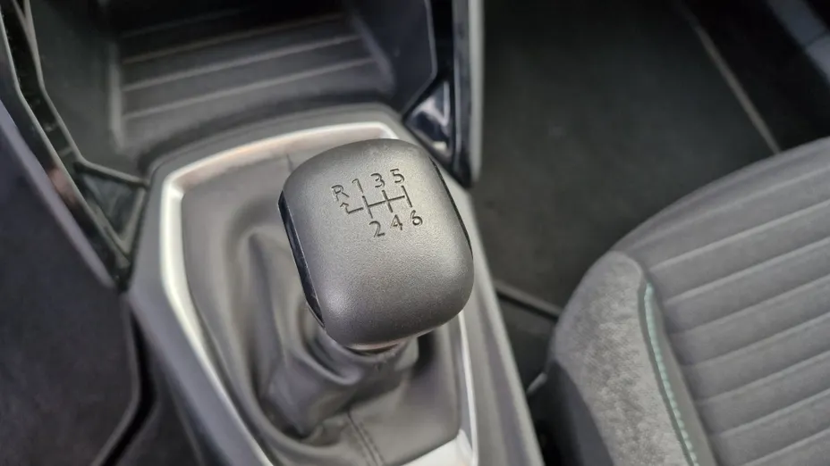 PEUGEOT 2008 -