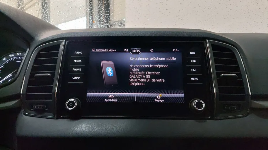 SKODA Karoq -