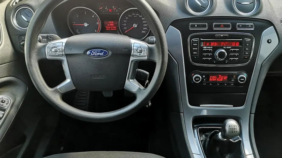 FORD Mondeo -