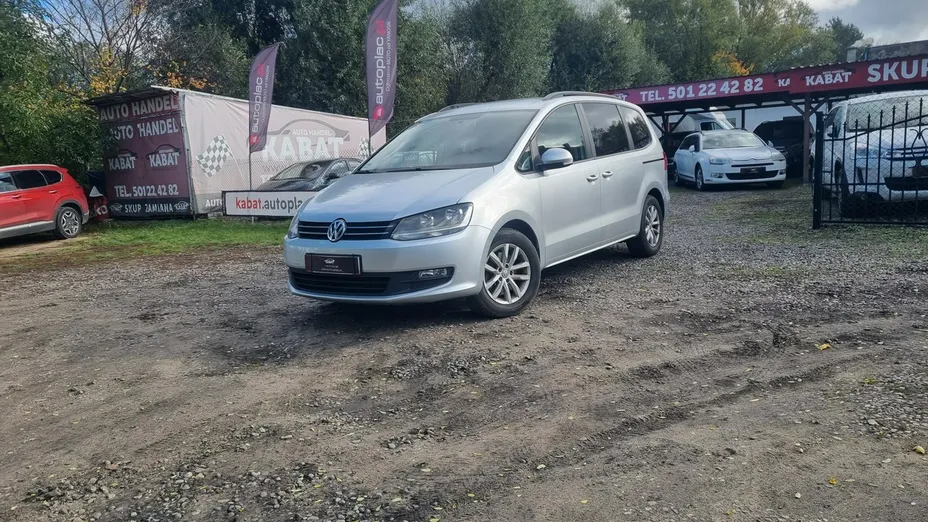VOLKSWAGEN Sharan -