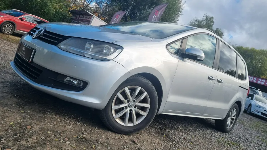 VOLKSWAGEN Sharan -