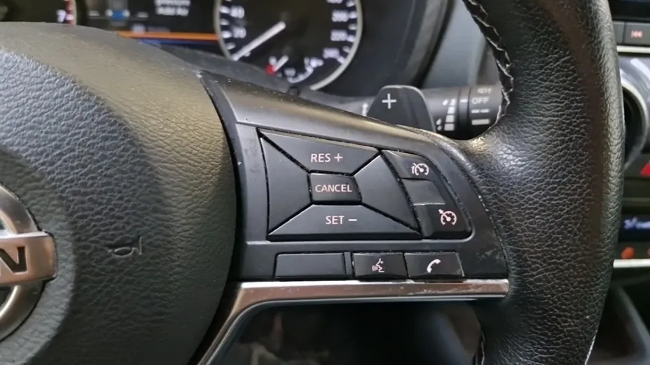NISSAN Juke -