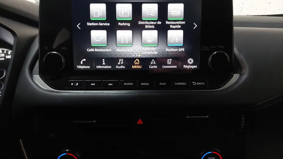 NISSAN Qashqai -