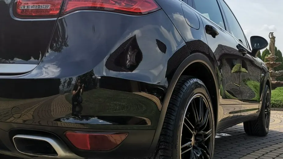 PORSCHE Cayenne -