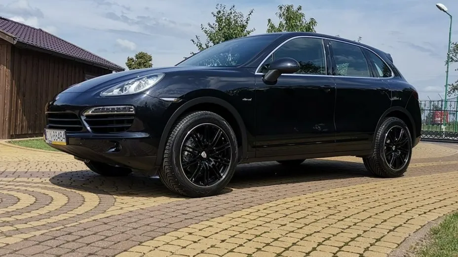 PORSCHE Cayenne -